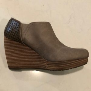 Dr. Scholls comfort wedges